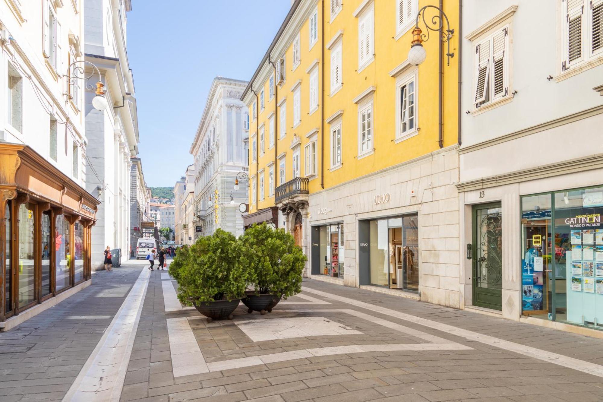 Rifugio Wilde, A Trieste Centro Con Parcheggio Eksteriør billede
